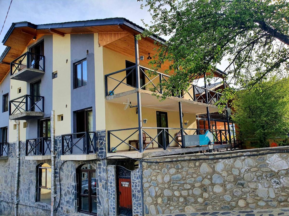 Guest house Nino Ratiani's